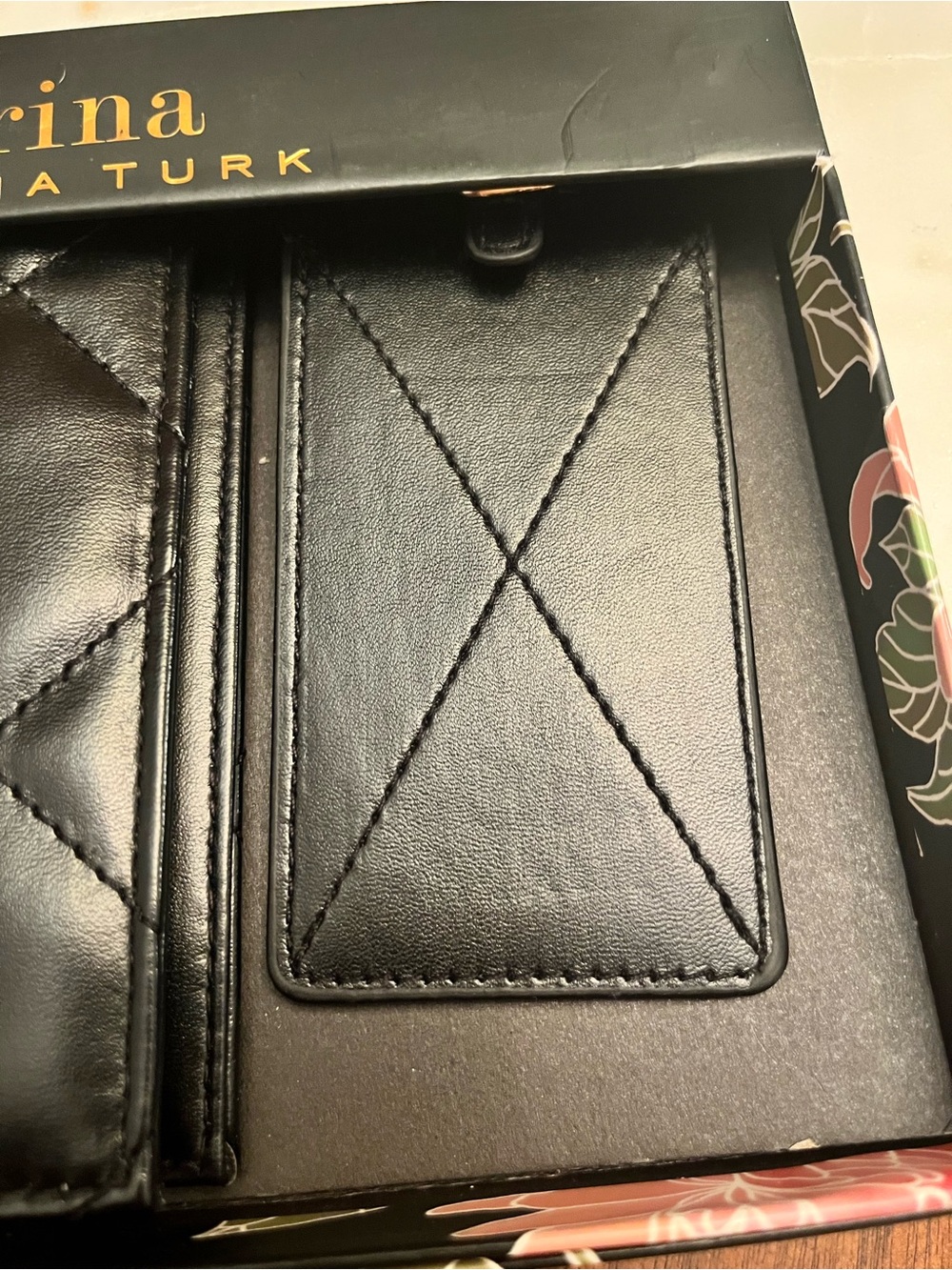 Trina Turk Black Quilted Wallet & Card Case Set w/Gold Logo & Luggage Tag (NIB) - Picture 4 of 10